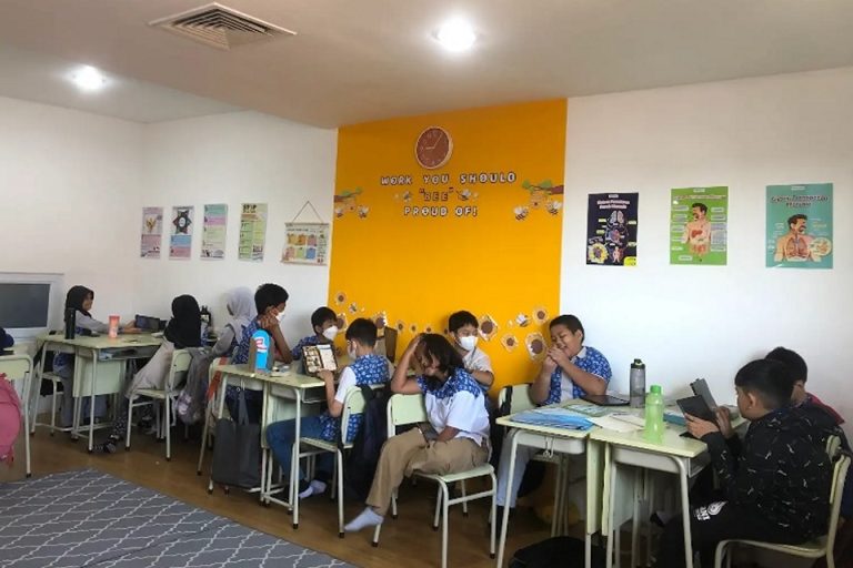 PKBM Sekolah Murid Merdeka
